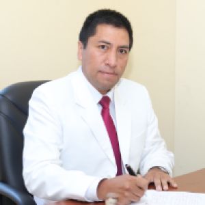 Dr Iván Recharte Deza Neumólogo