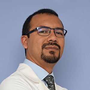 Dr. Klaus Parravicino Espinoza - Médico Urólogo
