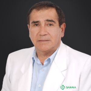 Dr. Derlyn Ismael Abarca Del Carpio